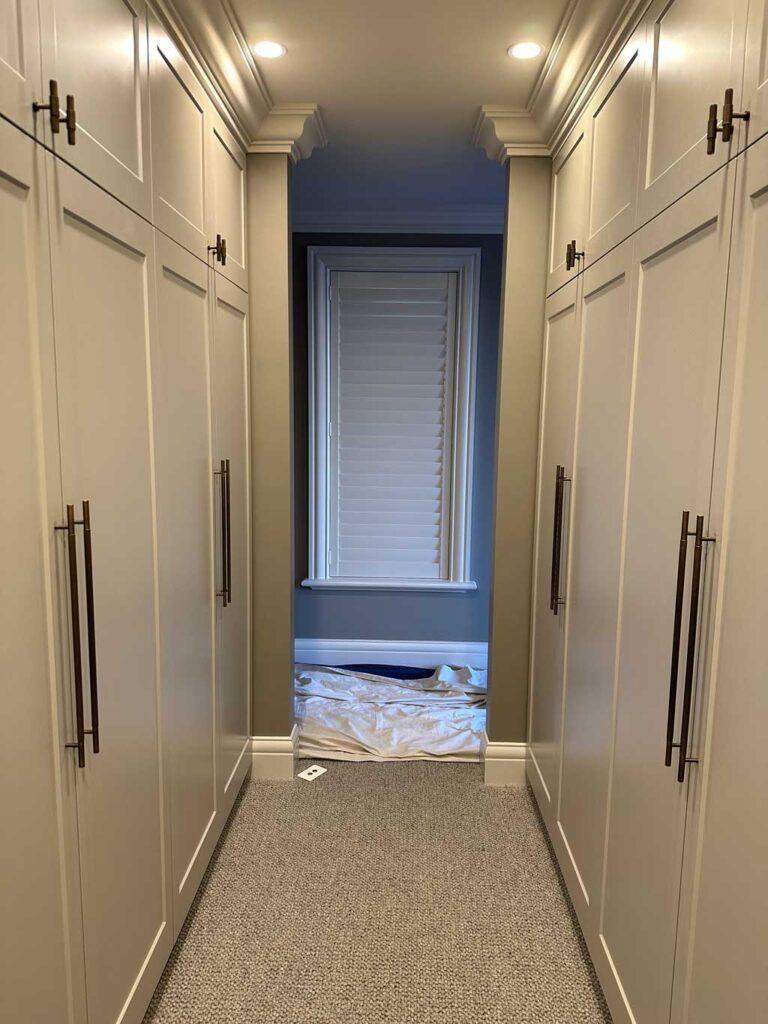 2Pac Walk-in Wardrobe